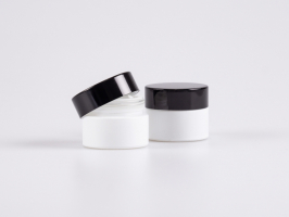 Weissglasdose 15 ml – Deckel Schwarz